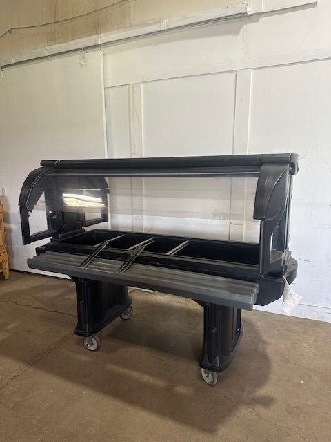 CAMBRO DOUBLE SIDED ICE BED BUFFET W/ FOLDABLE SNEEZE GUARDS AND TRAY SLIDES - Second Life - Equipment - collection_name