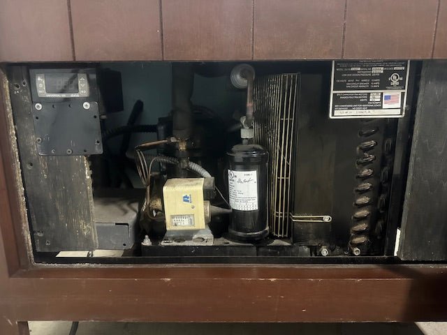 "CMS" 2 SECTION GRAB & GO OPEN AIR REFRIGERATED PRODUCE DISPLAY MERCHANDISER - Second Life - Equipment - collection_name