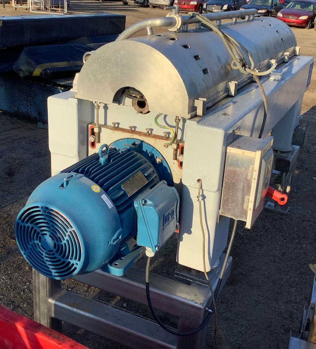 2007 ALFA LAVAL FOODEC 209 208 - 230/460V DECANTER HOUSING ONLY W/ 2020 25HP MOTOR - Second Life - Equipment - collection_name