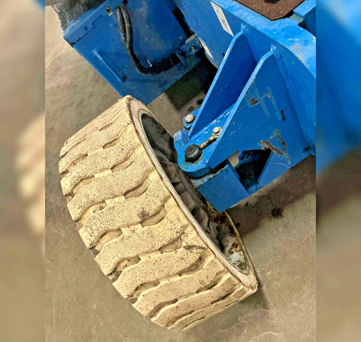 2015 Genie Z - 34/22N Electric Articulated Boom Lift, 457 hrs, 34' H - Second Life - Equipment - collection_name