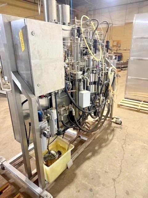 2017 IES ISO CDM 20K 2X - 2F CO2 extractor WITH Zeks Compressed Air Solutions AIR DRYER WITH EXTRA ACCRESSIORIES AND MANUAL. - Second Life - Equipment - collection_name