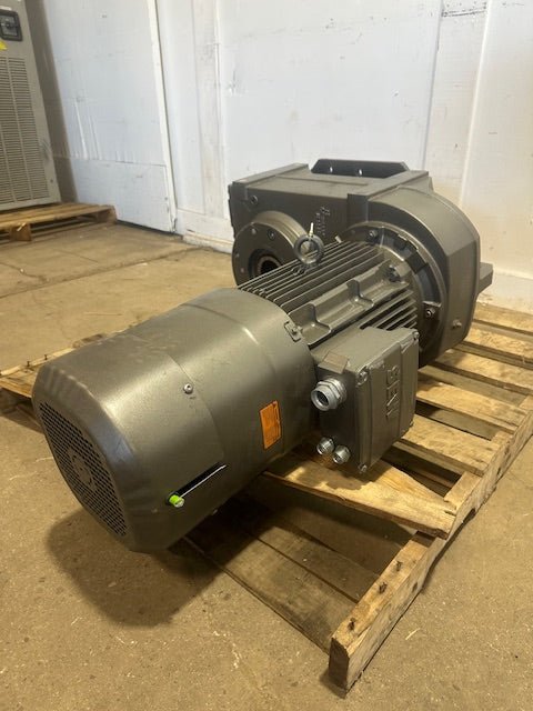 2021 SEW - EURODRIVE FAZ97 DRL160M4BE20HR/TF/EG7S/AL PARALLEL SHAFT HELICAL GEARMOTOR - Second Life - Equipment - collection_name