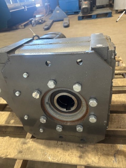 2021 SEW - EURODRIVE FAZ97 DRL160M4BE20HR/TF/EG7S/AL PARALLEL SHAFT HELICAL GEARMOTOR - Second Life - Equipment - collection_name