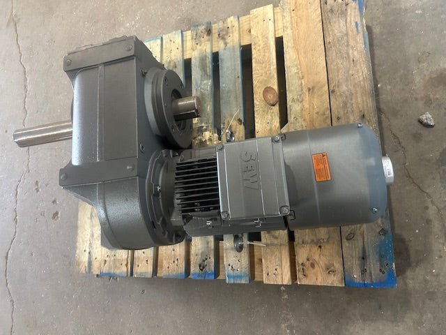 2021 SEW - EURODRIVE FAZ97 DRL160M4BE20HR/TF/EG7S/AL PARALLEL SHAFT HELICAL GEARMOTOR - Second Life - Equipment - collection_name