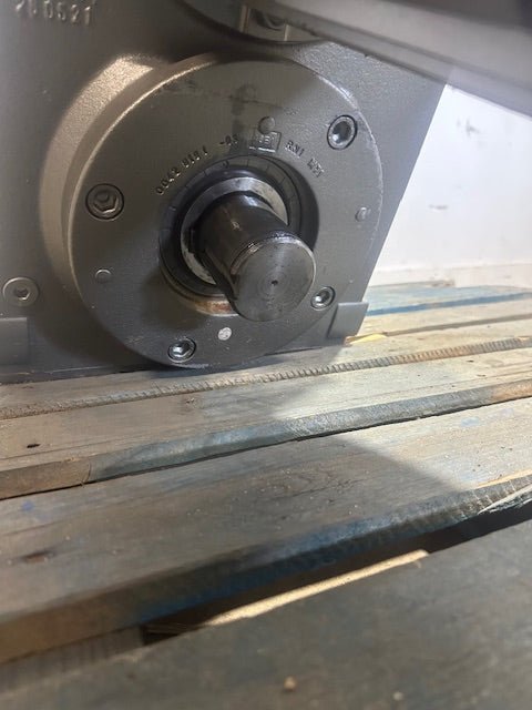 2021 SEW - EURODRIVE FAZ97 DRL160M4BE20HR/TF/EG7S/AL PARALLEL SHAFT HELICAL GEARMOTOR - Second Life - Equipment - collection_name