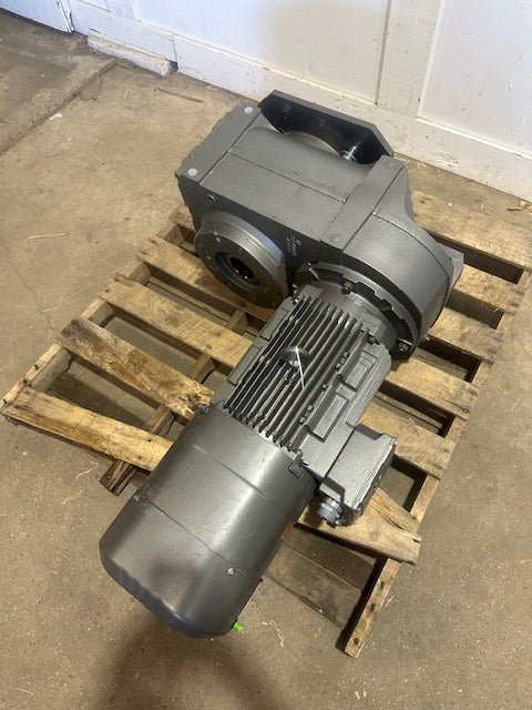 2021 SEW - EURODRIVE FAZ97 DRL160M4BE20HR/TF/EG7S/AL PARALLEL SHAFT HELICAL GEARMOTOR - Second Life - Equipment - collection_name
