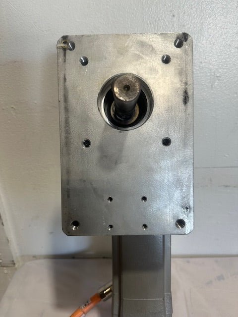 2021 SEW - EURODRIVE KAF29 CM3C63M - 45A - P/BZ/DI/PK/E SYNCHRONOUS SERVO MOTOR W/RIGHT ANGLE GEARBOX - Second Life - Equipment - collection_name