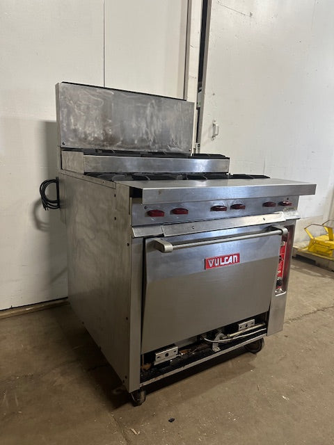"VULCAN GH6C" COMMERCIAL NATURAL GAS 6 BURNERS RANGE WITH CONVECTION OVEN BASE