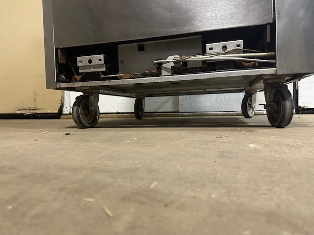 "VULCAN GH6C" COMMERCIAL NATURAL GAS 6 BURNERS RANGE WITH CONVECTION OVEN BASE