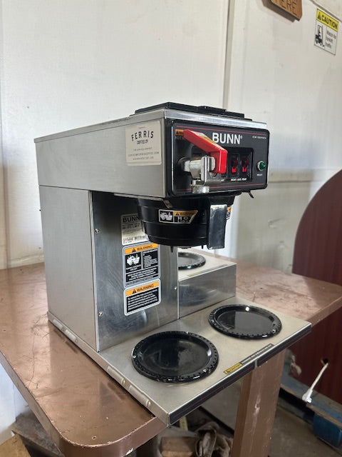 "BUNN CWTF15, 3LPF "POUR OVER OR DIRECT LINE COFFEE BREWER W/3 WARMERS,120V 1PH