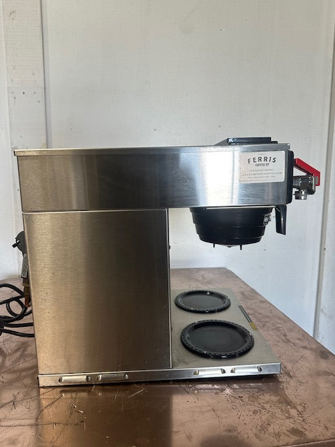 "BUNN CWTF15, 3LPF "POUR OVER OR DIRECT LINE COFFEE BREWER W/3 WARMERS,120V 1PH