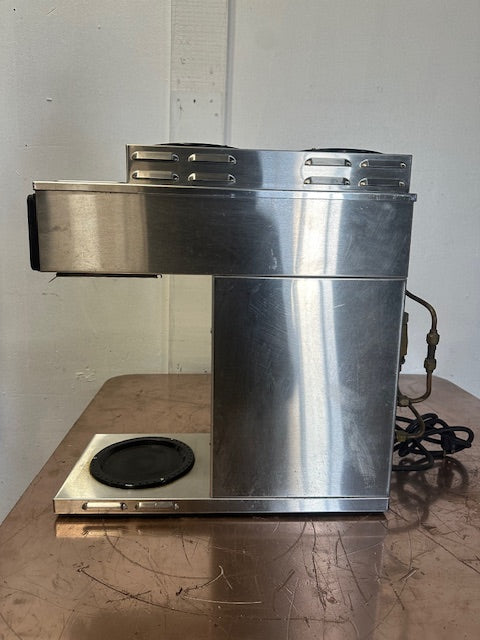 "BUNN CWTF15 1LW/2UP"POUR OVER OR DIRECT LINE COFFEE BREWER W/3 WARMERS,120V 1PH