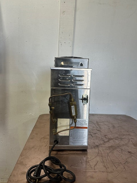 "BUNN CWTF15 1LW/2UP"POUR OVER OR DIRECT LINE COFFEE BREWER W/3 WARMERS,120V 1PH