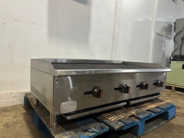 "COOLER DEPOT" H.D COMMERCIAL 47.5"W N Gas Radiant Countertop Charbroiler Grill