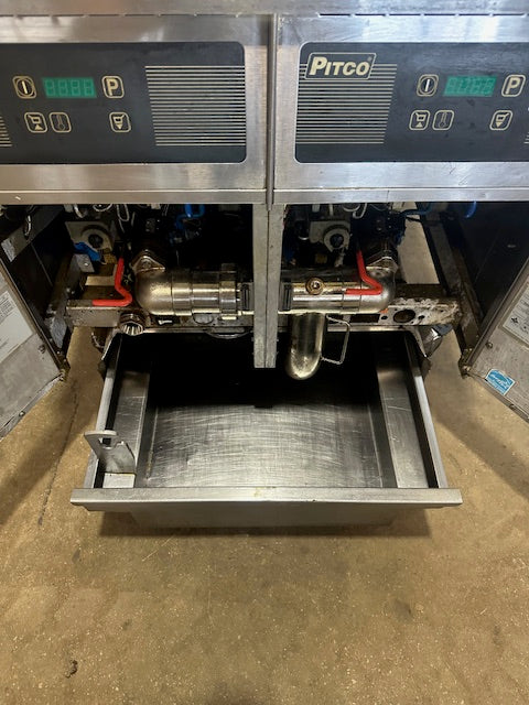 "PITCO MODEL SSH55" N GAS COMMERCIAL DEEP FRYER ON CASTER 50LBS,80000 BTU