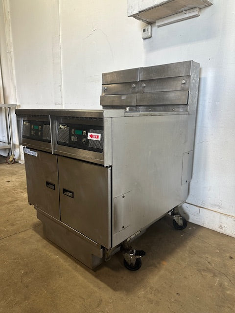 "PITCO MODEL SSH55" N GAS COMMERCIAL DEEP FRYER ON CASTER 50LBS,80000 BTU