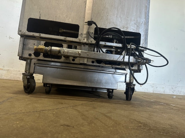 "PITCO MODEL SSH55" N GAS COMMERCIAL DEEP FRYER ON CASTER 50LBS,80000 BTU