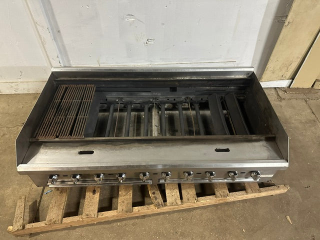 "SOUTHBEND" H.D COMMERCIAL 60"W NATURAL GAS 10 BURNERS RADIANT CHARBROILER