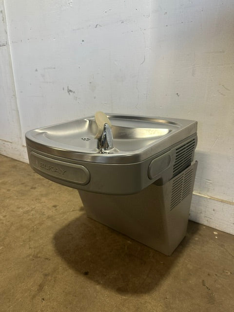 "ELKAY EZFSTL8 1E" WALL MOUNTED WATER COOLER DRINKING FOUNTAIN, 115V, 1PH