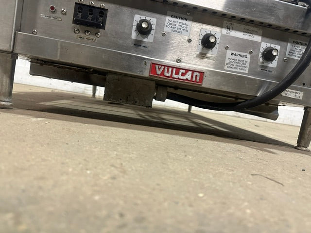 *MECHANICS SPECIAL* VULCAN CB1824E COUNTERTOP 208V 1PH ELECTRIC CHARBROILER