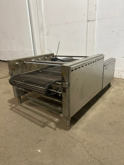 *MECHANICS SPECIAL* VULCAN CB1824E COUNTERTOP 208V 1PH ELECTRIC CHARBROILER