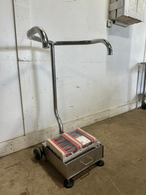 H.D S Steel Outdoor Boot Brush  Mud Scraper Station w/ New scraper on casters