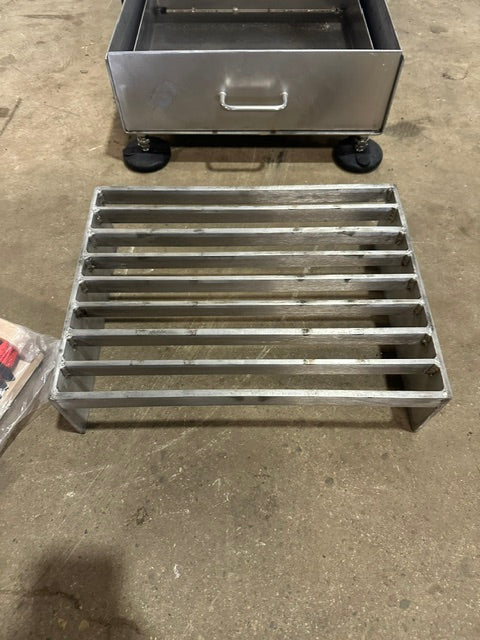 H.D S Steel Outdoor Boot Brush  Mud Scraper Station w/ New scraper on casters