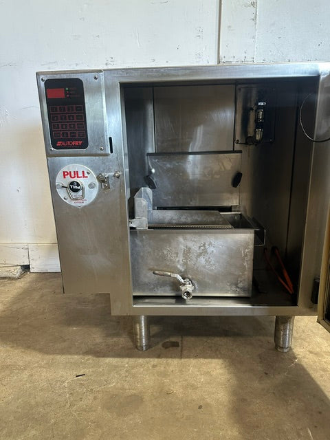 "AUTO FRY MTI-10" H.D COMMERCIAL COUNTER TOP ELECTRIC VENTLESS FRYER