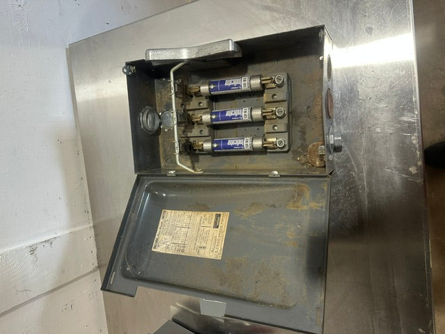 "QUINCY QSVB25ANN2C" industrial rotary screw vacuum pump system, 32929 hr