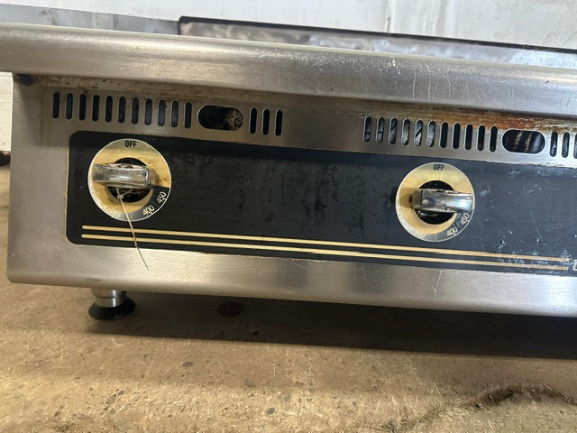 "ULTRA MAX" NATURAL GAS 48 IN WIDE COUNTER TOP GRIDDLE W/ GREASE PAN