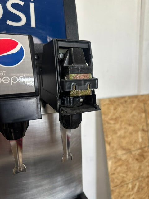 "CORNELIUS CB2323AK6"COMMERCIAL 6 HEADS SODA MACHINE W/ ICE BIN