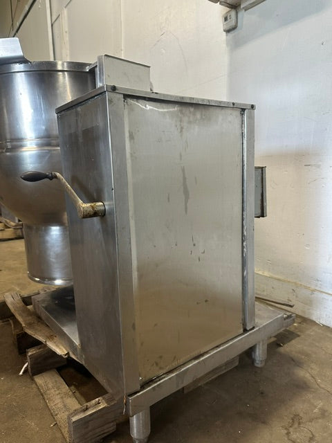 "GROEN DEE/1-10"ELECTRIC 40 GALLONS MANUAL TILT STEAM KETTLE ,208V 3PH