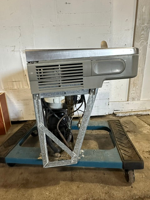 "ELKAY EZFS8 1A" WALL MOUNTED WATER COOLER DRINKING FOUNTAIN, 115V, 1PH