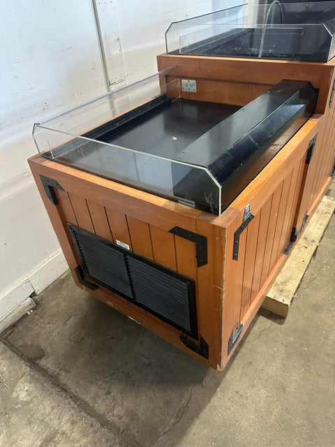 SOUTHERN CASE ARTS 2 SECTION REFRIGERATED PRODUCE MERCHANDISER Model: SARBIN02
