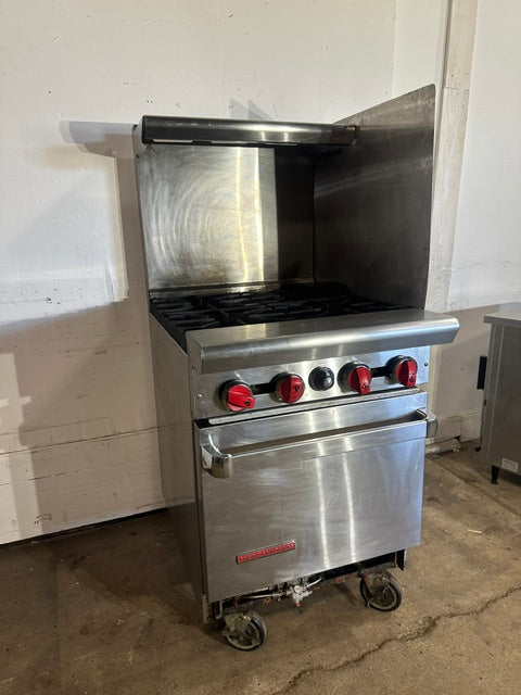 "AMERICAN RANGE" H.D COMMERCIAL N GAS 4 BURNER STOVE WITH OVEN