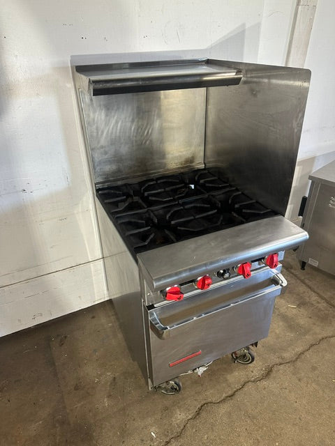 "AMERICAN RANGE" H.D COMMERCIAL N GAS 4 BURNER STOVE WITH OVEN