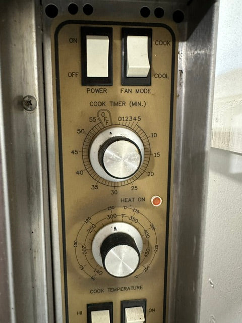 "SOUTHBEND" H.D COMMERCIAL ELECTRIC CONVECTION OVEN ON LEGS, 208/230V 1PH