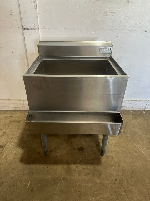 "KROWEN 18-24-7" H-DUTY STAINLESS STEEL COLD PLATED ICE BIN 34"H x 24"W x 23"D
