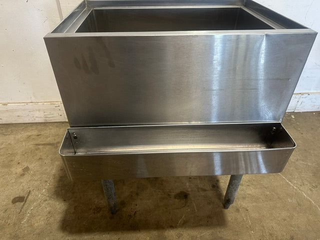 "KROWEN 18-24-7" H-DUTY STAINLESS STEEL COLD PLATED ICE BIN 34"H x 24"W x 23"D