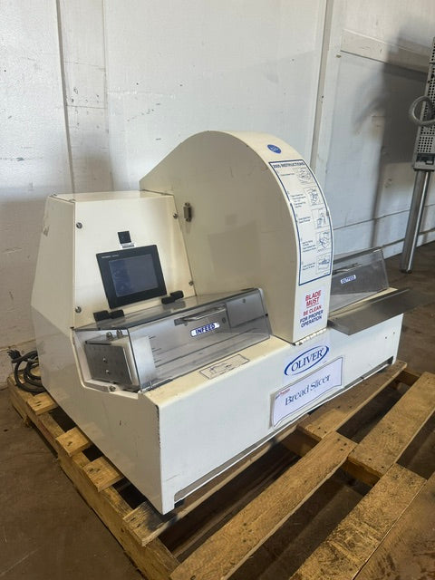 "OLIVER 2005" COMMERCIAL C/TOP VARI-SLICER-THICKNESS BREAD SLICER MACHINE, 1PH