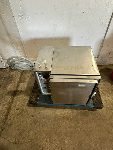 VWR/Sheldon 1410M 1200698 STAINLESS STEEL VACUUM OVEN FOR LABORATORY, 120V