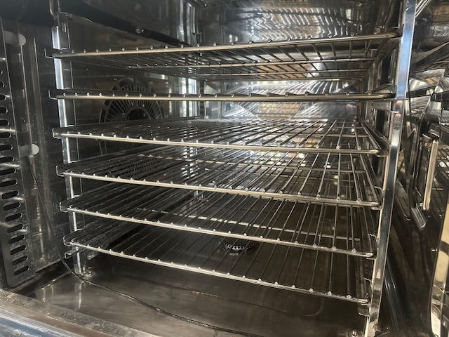 "RATIONAL SCC 62"H.D COMMERCIAL ELECTRIC COMBI-OVEN/STEAMER WITH STAND 480V,3PH