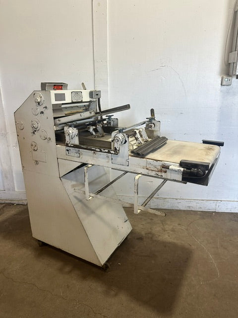 "ACME 8"COMMERCIAL DOUGH ROLLER SHEETER WITH 12"W PRESS PLATES, 115V 1PH