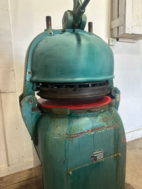 "ERIKA II-36-T1G"H.D COMMERCIAL DOUGH DIVIDER SEMI ROUNDER 36 PARTS
