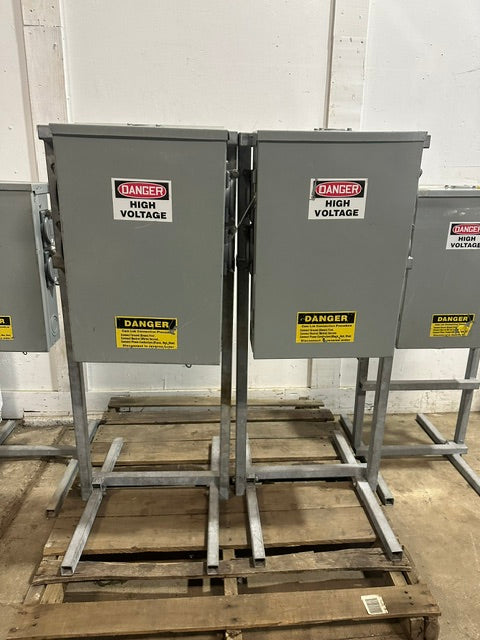 LOT OF 4** Hubbell portable power Distribution Box, Temporary Power Box