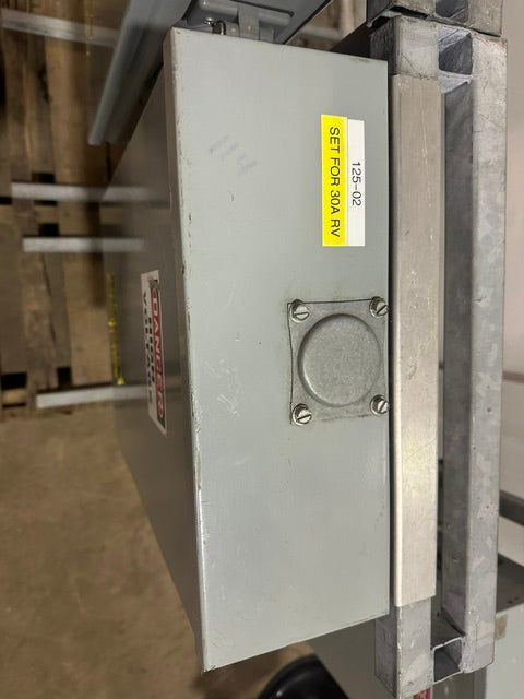 LOT OF 4** Hubbell portable power Distribution Box, Temporary Power Box