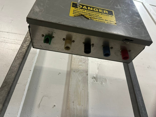 LOT OF 4** Hubbell portable power Distribution Box, Temporary Power Box