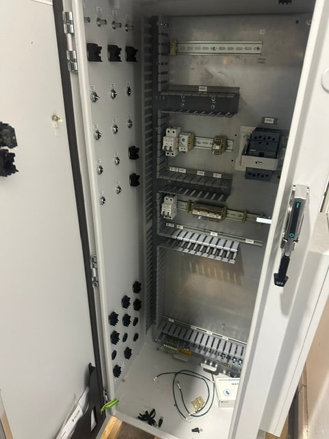 X-bar Automation electrical control drive servo panel with a E308M heat exchange
