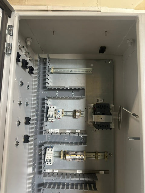 X-bar Automation electrical control drive servo panel with a E308M heat exchange