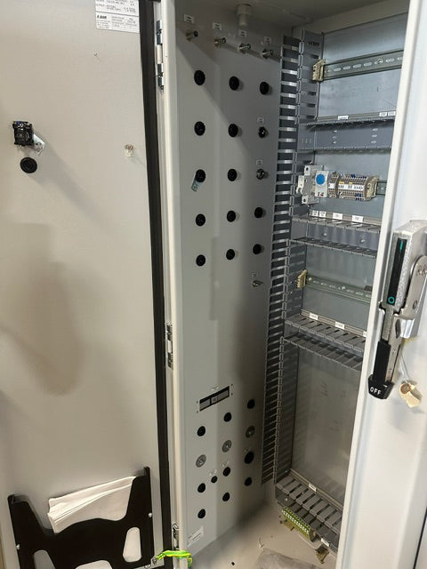 X-bar EC-DH22 Automation electrical control drive servo panel with a E308M heat exchange
